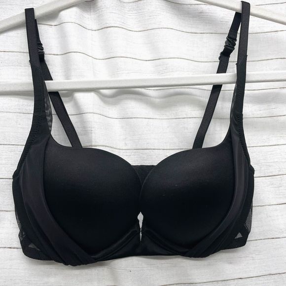 NWT-Victoria's Secret Womens Padded Demi Pushup Bra Size 32C  Black Underwire - Picture 1 of 9